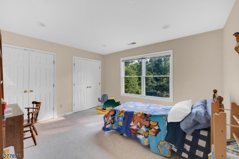 Ironia - Residential