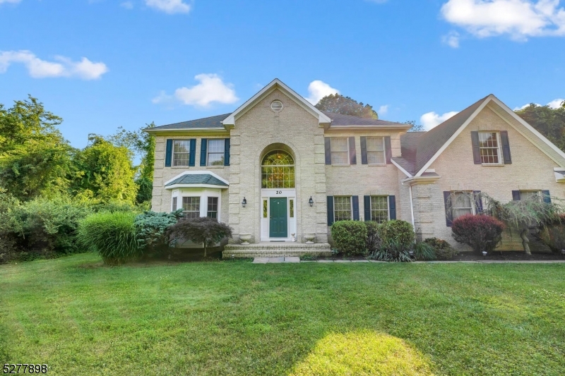 Ironia - Residential