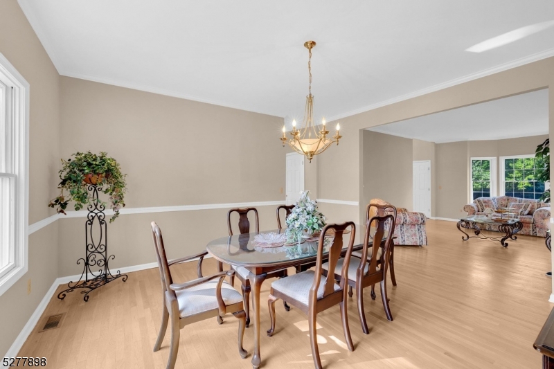 Ironia - Residential