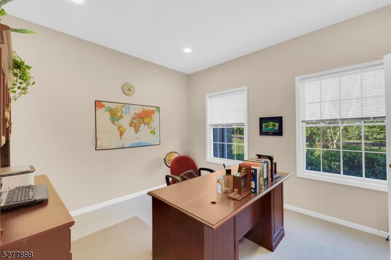 Ironia - Residential