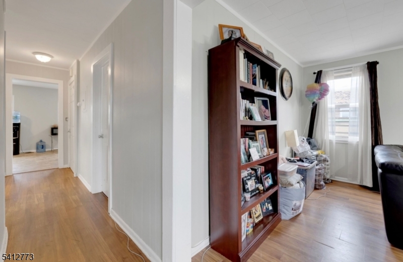 Broughton Avenue - Residential Income