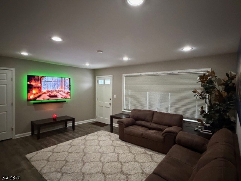 Lincoln Gardens - Residential