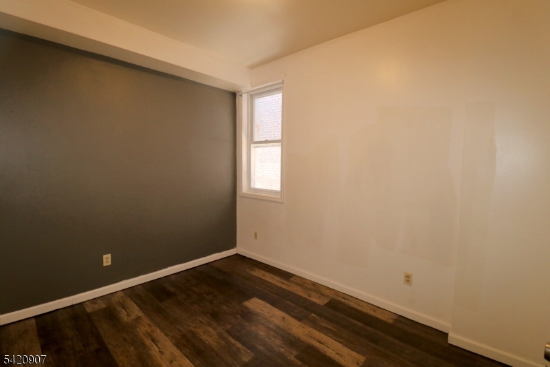 North - Commercial Sale