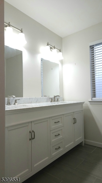 Drakesville At Roxbury - Residential Lease