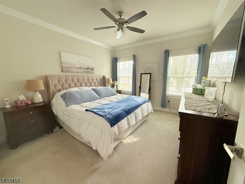 Hawk Pointe - Residential