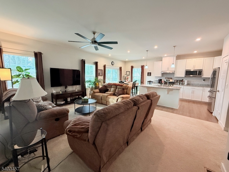 Hawk Pointe - Residential