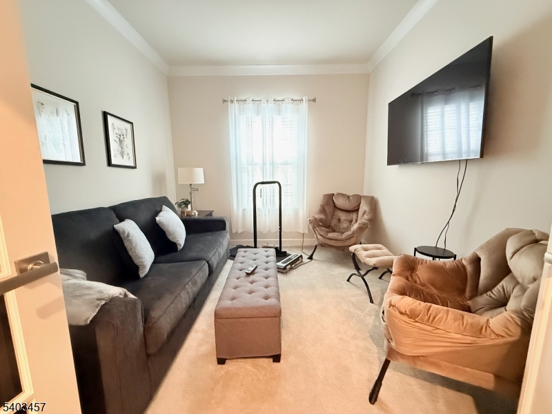 Hawk Pointe - Residential