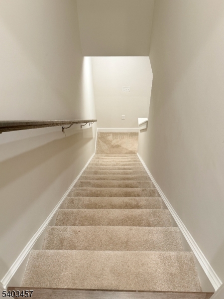 Hawk Pointe - Residential