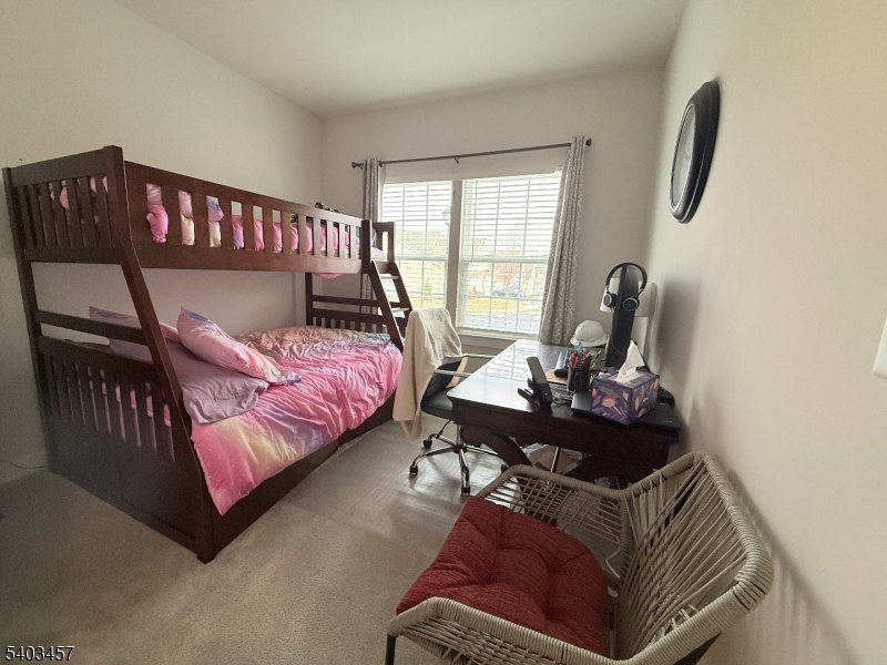 Hawk Pointe - Residential