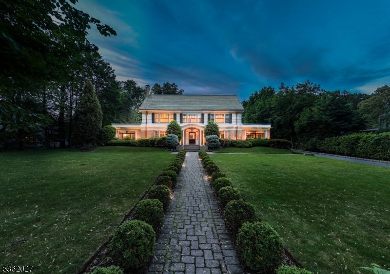 Montrose - Residential