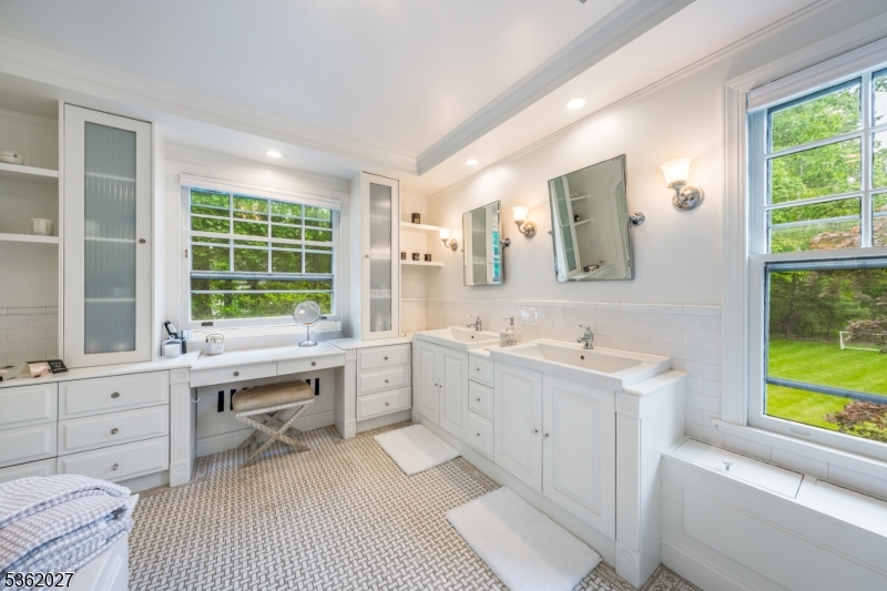 Montrose - Residential