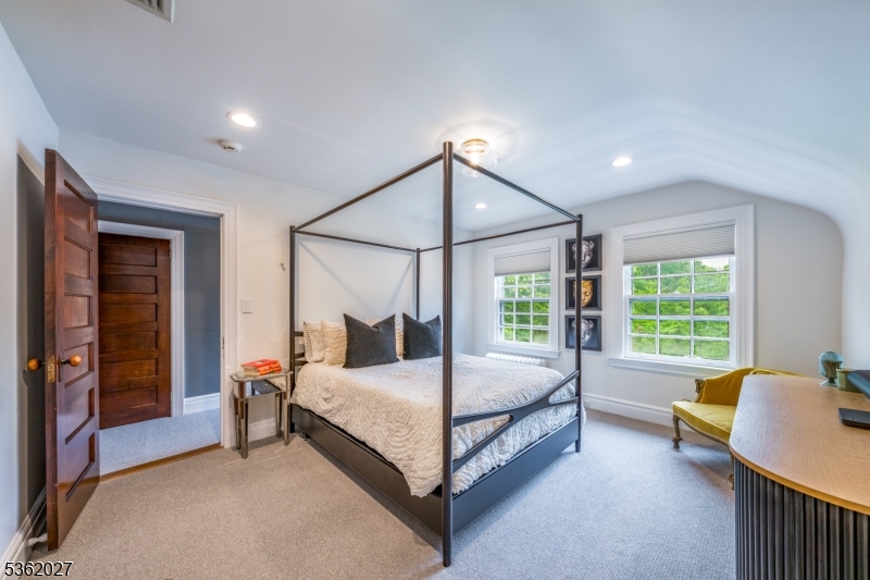 Montrose - Residential