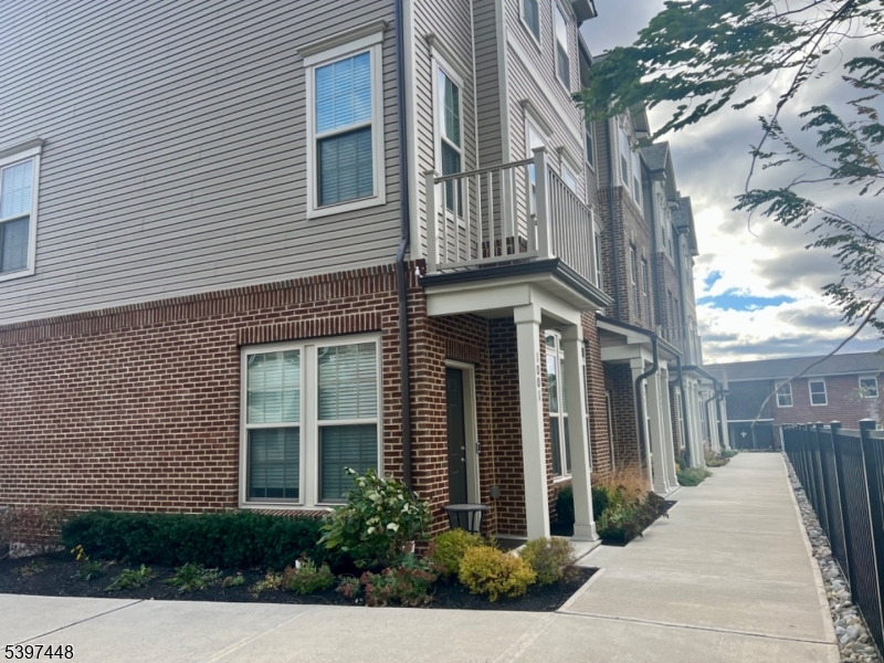 Somerville Station - Residential Lease