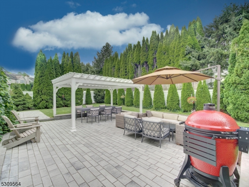 Poets Peak - Residential