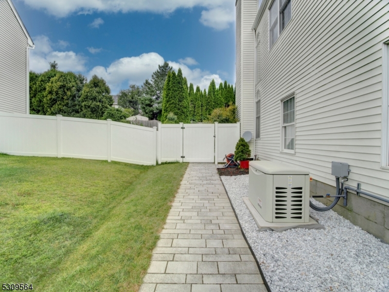 Poets Peak - Residential