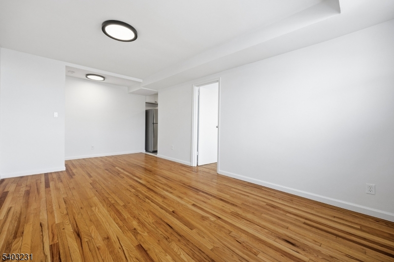 Brighton Arms Condominium - Residential