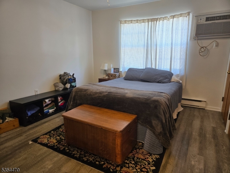 Pequannock Twp., New Jersey 07440, United States, 1 Bedroom Bedrooms, ,1 BathroomBathrooms,Residential,Pending,120943