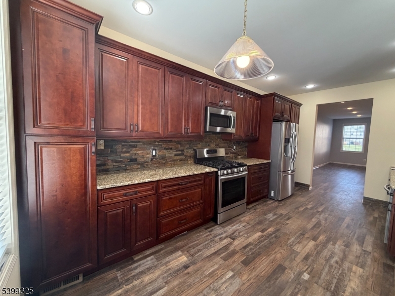 Cambridge Heights - Residential Lease