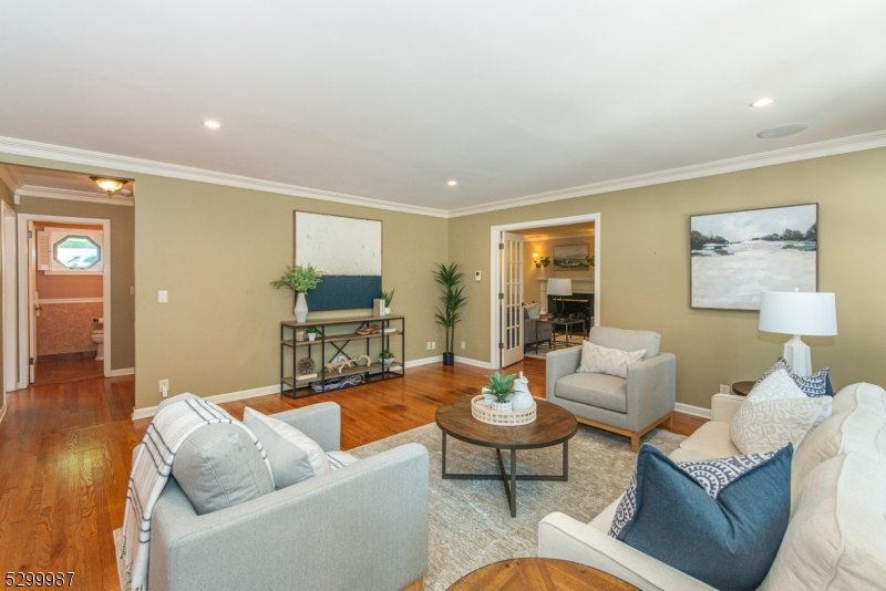 Rolling Hills - Residential