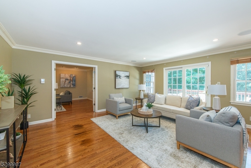 Rolling Hills - Residential