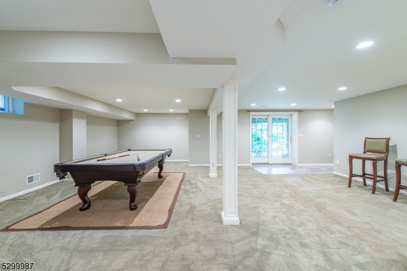 Rolling Hills - Residential