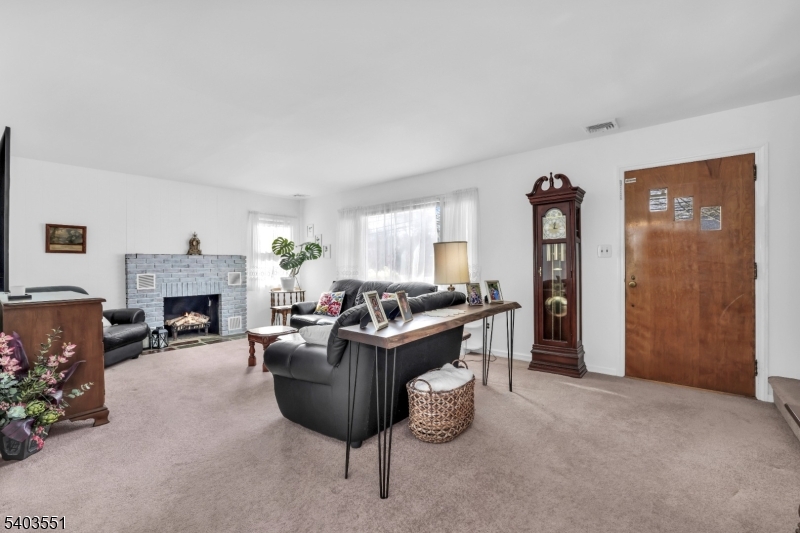 Pompton Plains - Residential