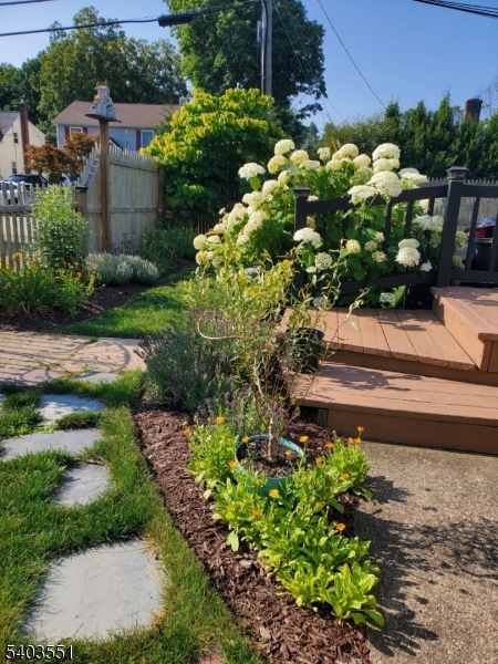 Pompton Plains - Residential