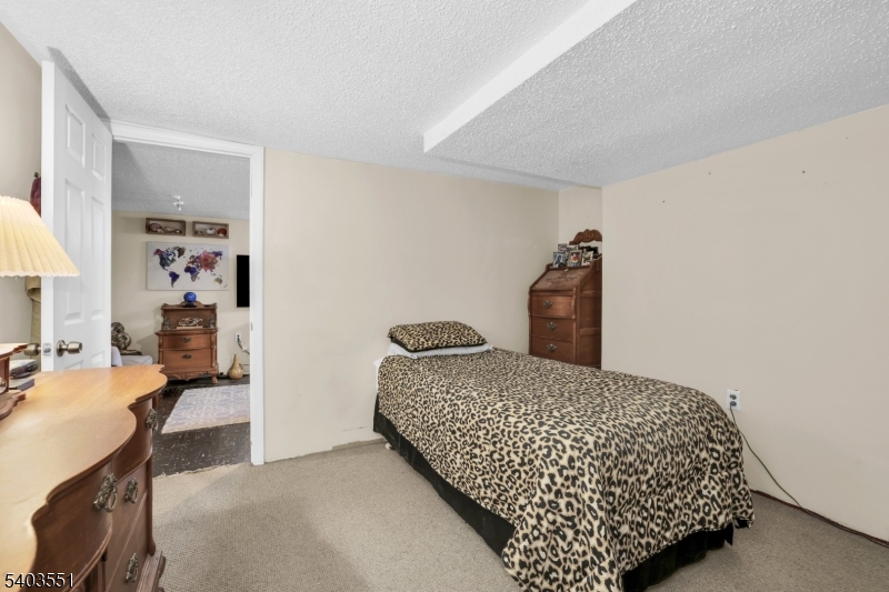 Pompton Plains - Residential