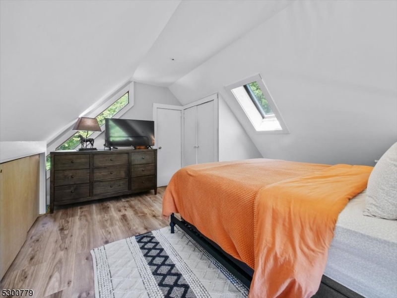 Upper Greenwood Lake - Residential