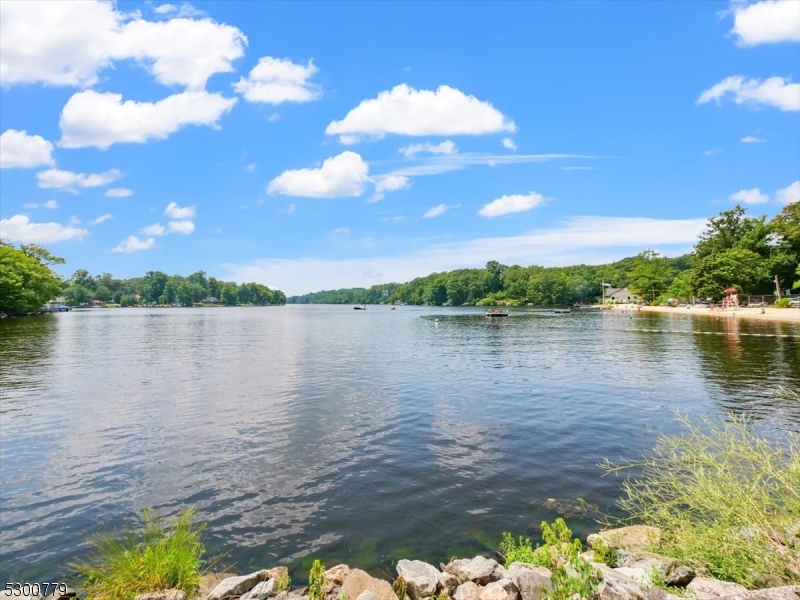 Upper Greenwood Lake - Residential