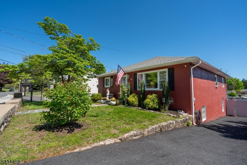 Hill Section / Pepe Field - Residential