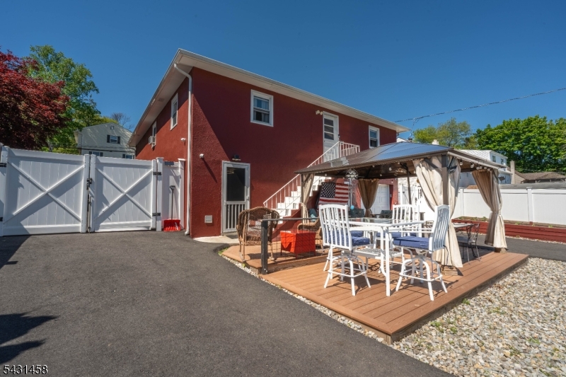 Hill Section / Pepe Field - Residential