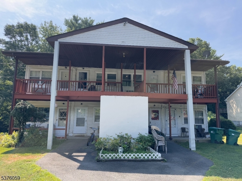 HIGH POINT COUNTRY CLUB - Residential