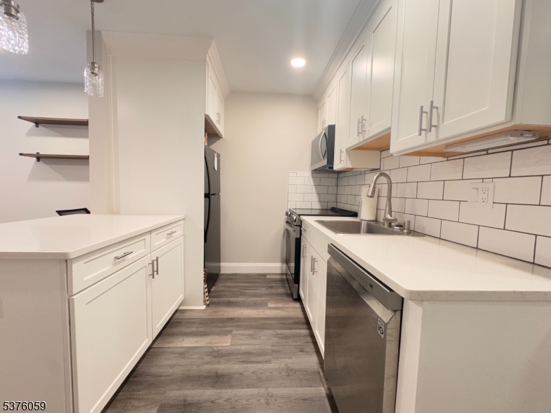 HIGH POINT COUNTRY CLUB - Residential