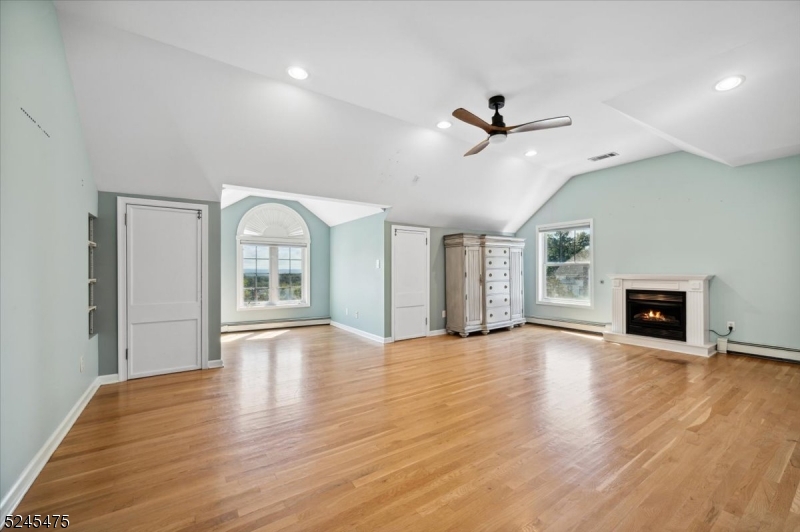 Hill Section - Residential Lease