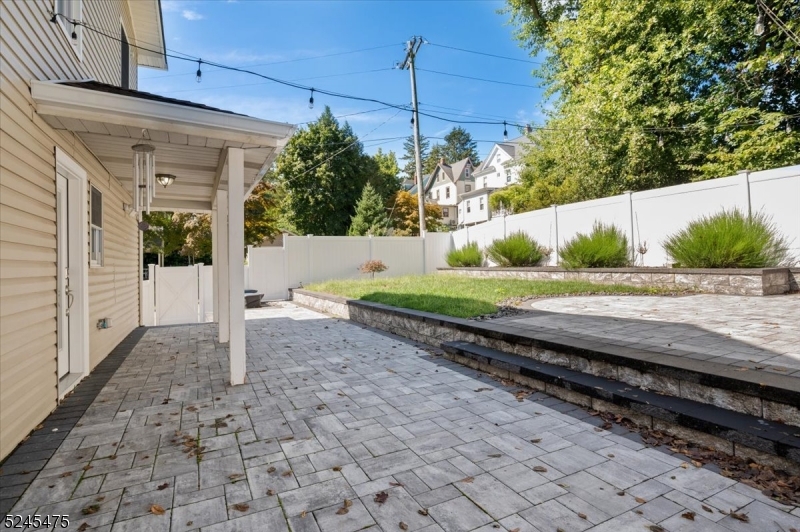 Hill Section - Residential Lease