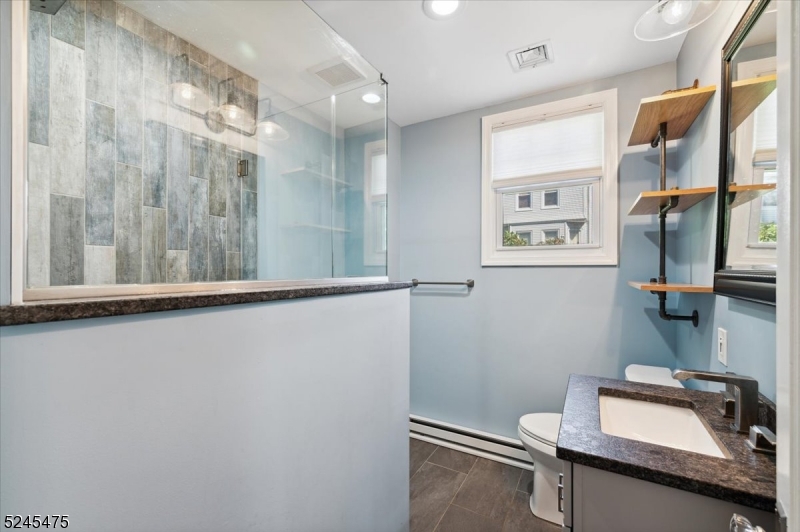 Hill Section - Residential Lease