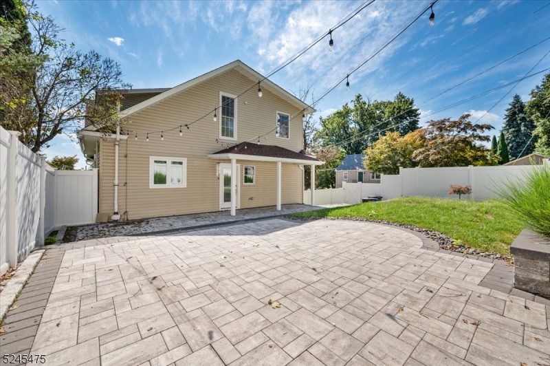 Hill Section - Residential Lease