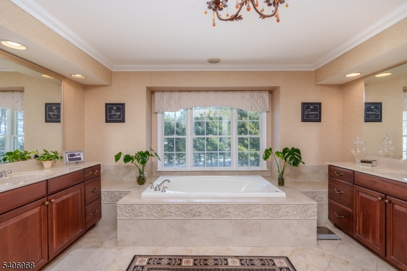 Grandview at Kinnelon Estat - Residential