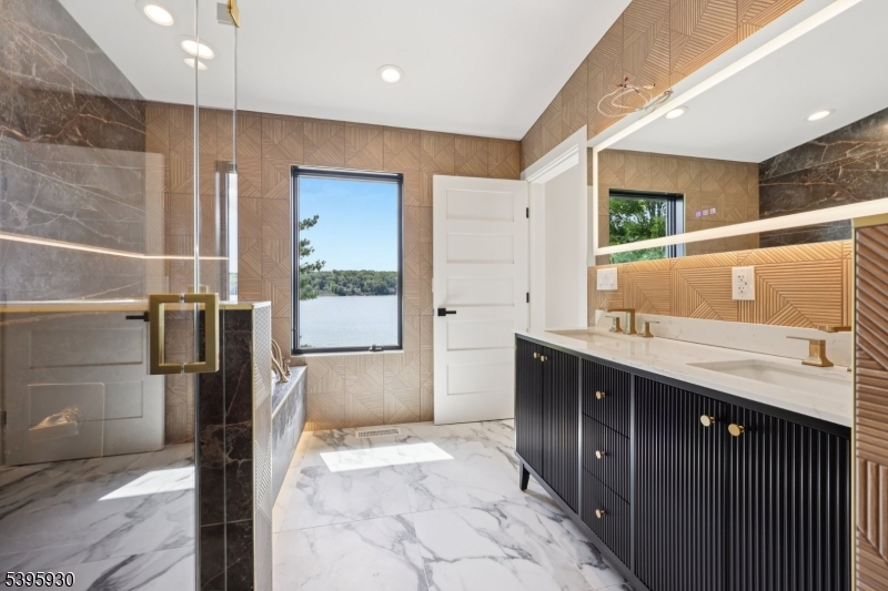 Greenwood Lake - Residential