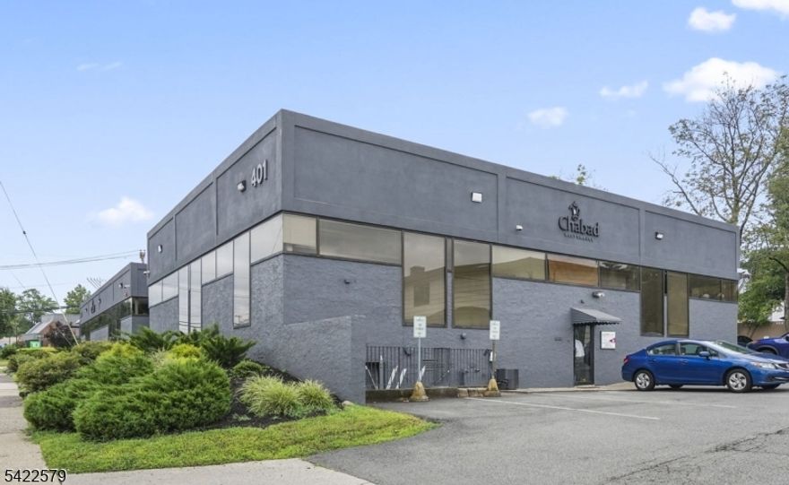 1,800 SQ FT Lower-Level Office Space Available for Lease at 401 Pleasant Valley Way, West Orange. Located in an exceptional area, this expansive 1,800 sq ft basement-level space is ideal for professional office use. The space features multiple private offices, open-concept areas, kitchenette, and onsite parking. Located in a well-maintained building, this space offers private access, and excellent visibility on Pleasant Valley Way. Conveniently positioned near I-280 and Route 10, with strong local demographics and community presence. You will enjoy the wonderful neighbors and the friendly atmosphere of the building.