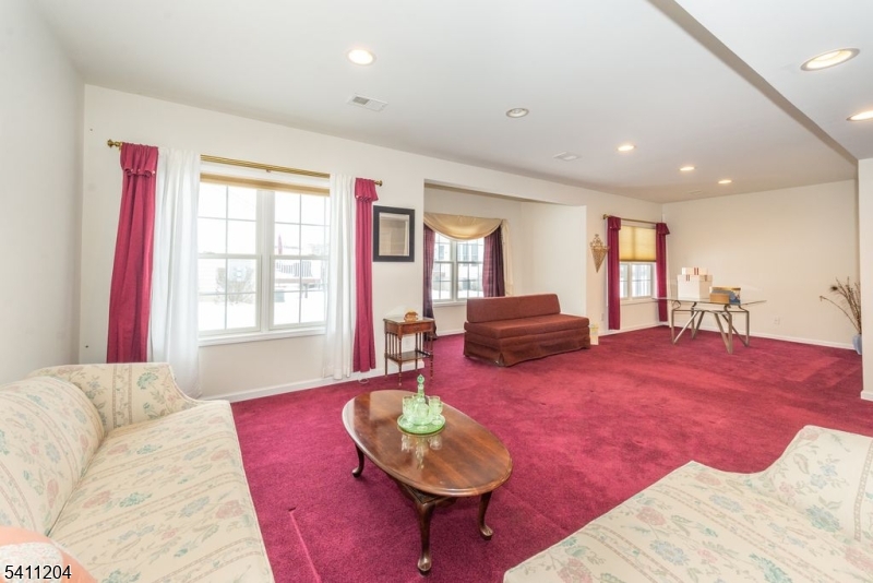 Hickory Hill - Residential