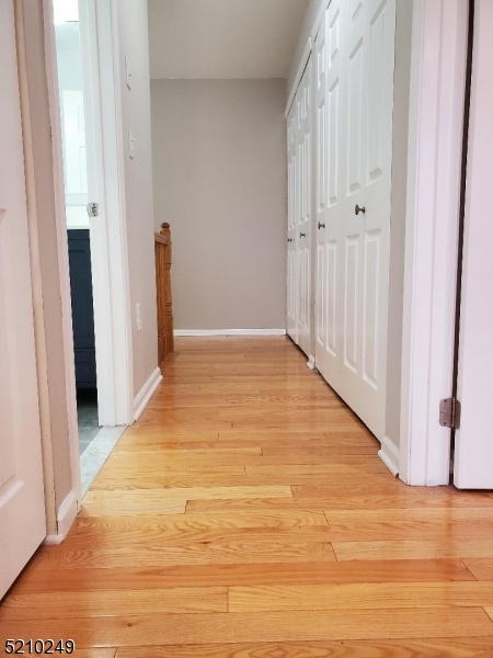 Montclair Twp., New Jersey 07042, United States, 2 Bedrooms Bedrooms, ,3 BathroomsBathrooms,Residential,Coming Soon,219981