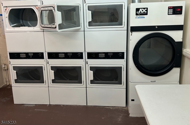 Falcon Towers - Residential