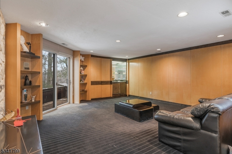 Castle Track - Residential