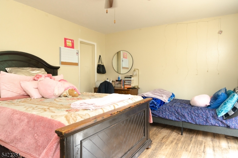 Holiday Lake - Residential