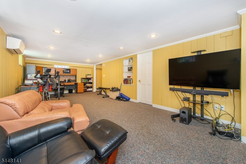 Upper Montclair - Residential