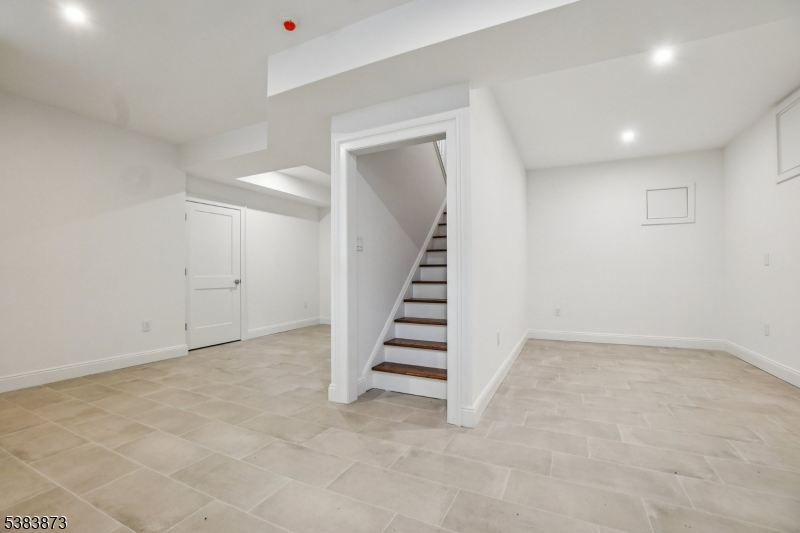 Summit - Residential