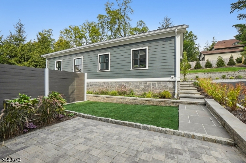 Summit - Residential