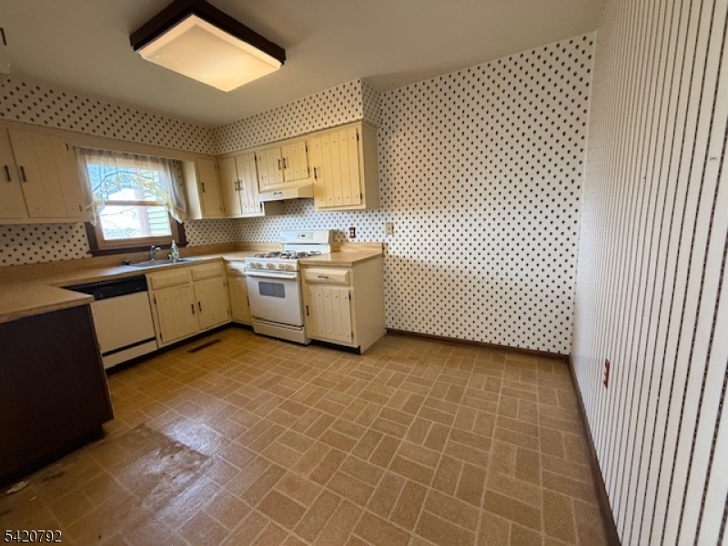 Panther Valley - Residential